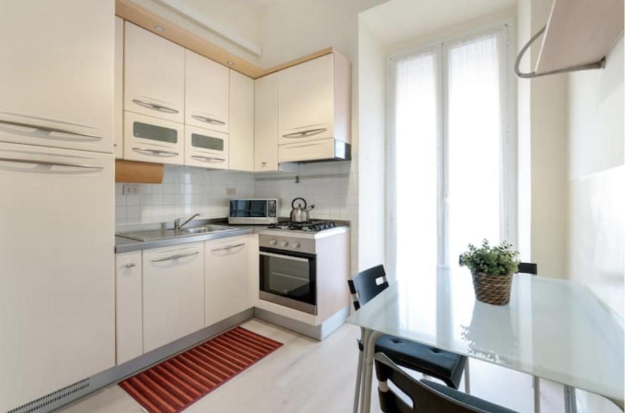 Sunny Flat In Elegant Building Close To Colosseum Rome Exterior photo